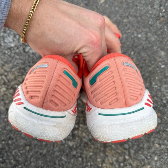 Brooks Adrenaline GTS 22 Shoes Womens 8 Coral Pink Running Walking Gym Sneakers - Picture 6 of 8